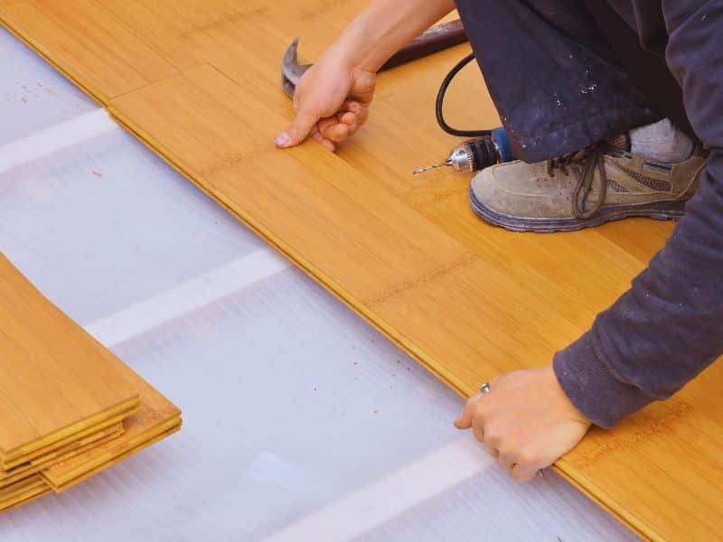 bonnes techniques pour poser son parquet chez soi